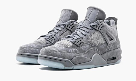 Air Jordan 4 RETRO 'KAWS GREY'