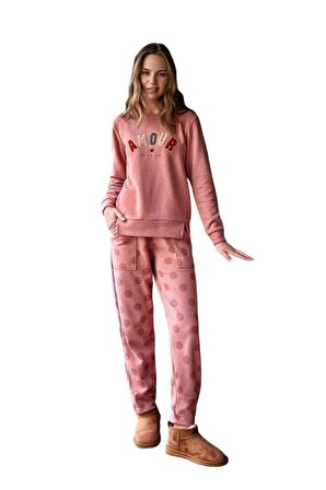 Berrak Sıfır Yaka Kolları Bilekli Kışlık Bayan Pijama Takım