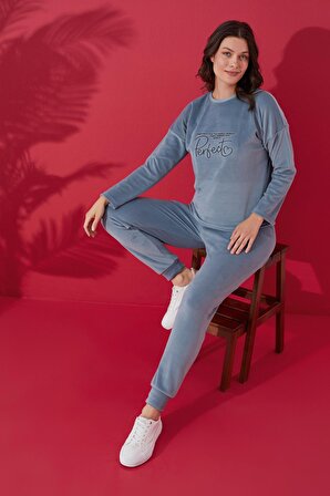Kadın Uzunkol Fransız Kadife Pijama Takımı Desenli