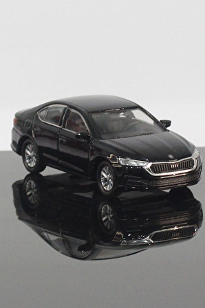 Skoda Octavia  Model Çek Bırak Araba 11 cm Siyah