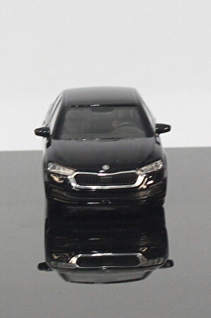 Skoda Octavia  Model Çek Bırak Araba 11 cm Siyah