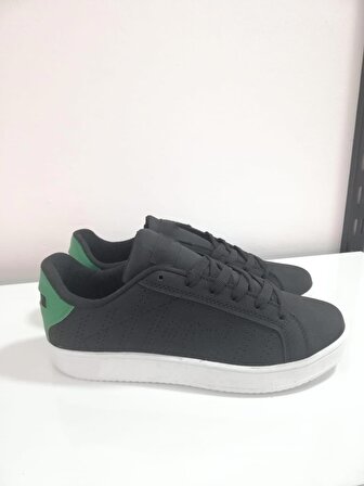 Siyah 570 Bağcıklı Kadın Sneaker Spor Ayakkabısı 