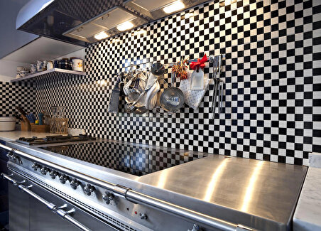 Mutfak tezgah arası, Havuz, Sauna, Spa ve tüm iç dış yüzeyler için 25x25x4,5 mm, 31,5x31,5 cm  Fileli Beyaz Cam Mozaik