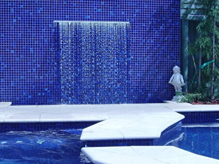 Mutfak tezgah arası, Havuz, Sauna, Spa, tüm zemin, duvar ve yüzeyler için 25x25x4,5 mm Mavi Cam Mozaik.