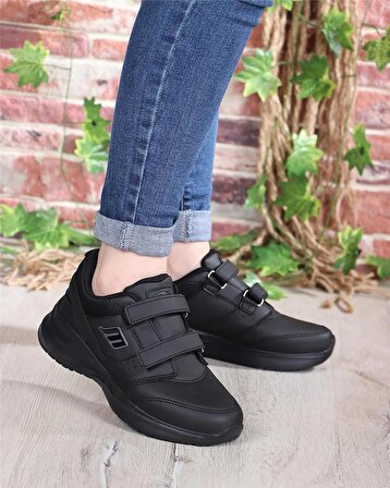 M.P. 232-1307 Zn Siyah Cırtlı Sneaker Ayakkabı