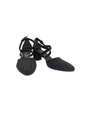 Pandora Kadın Parlak Siyah Kalın Topuklu Ayakkabı