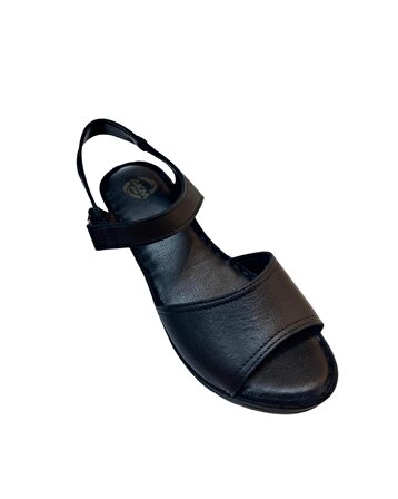 Neon AKM-013 Kadın Siyah Hakiki Deri Sandalet 
