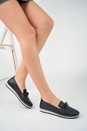 Dolgu Taban Lazerli Siyah Cilt Kadın Ayakkabı