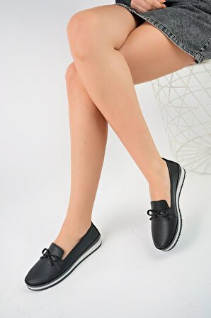 Dolgu Taban Lazerli Siyah Cilt Kadın Ayakkabı
