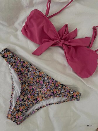 Pembe Fiyonk Detay Çiçekli Bikini Takım