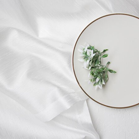 Kırık beyaz dertsiz osmanlı ipeği masa örtüsü   100x100 cm