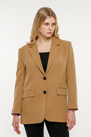 Karamel Kadın Düğmeli Blazer Ceket