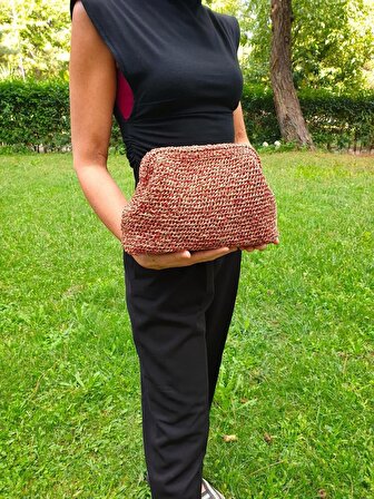 BORDO BEJ RENKLERDE KIRÇILLI CLUTCH ÇANTA