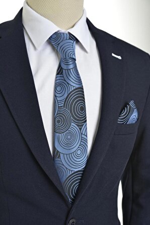 Brianze Geometrik Desen Açık Mavi Mendilli Kravat