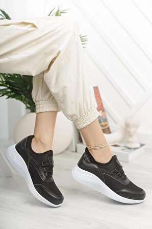 Kadın Beyaz Siyah Sneaker Spor Ayakkabı