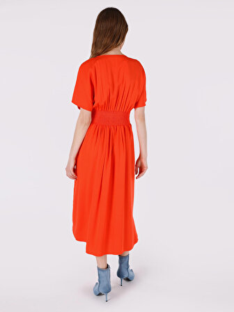 Regular Fit V Yaka Düğmeli Kırmızı Kadın Elbise