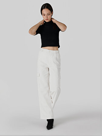 Normal Kesim Yüksek Bel Geniş Paça Beyaz Kadın Pantolon