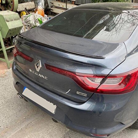 Renault Megane 4 Sedan Bagaj Üstü Piano Black Spoiler 2016-