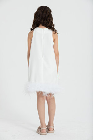 Marguerite Beyaz Kloş Etek Ucu Tüylü Halter Yaka Çocuk Elbise