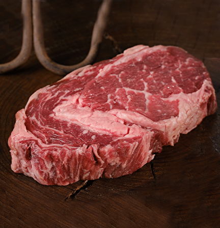 Antrikot Dry Aged Prime Plus, BMS 3-4, Grade Quality A3 Steak Beef
