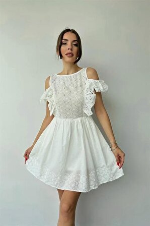 Omuzu Açık Fırfırlı Brode Elbise - Beyaz