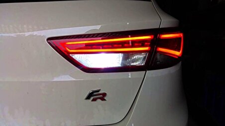 Seat Leon MK3 (2012-2016) LED Geri Vites Ampulu 1 Adet FEMEX Platinum