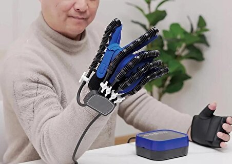 Sert Elleri Esnek Hale Getiren Taşınabilir Sol El ve Sağ El Rehabilitasyon Robotu