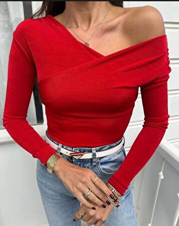 Diva Kruvaze Yaka Likralı Buzzy Kumaş Tasarım Kırmızı Bluz