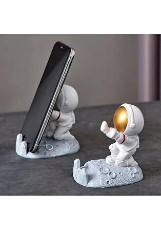 Astronot Telefon Tutacağı