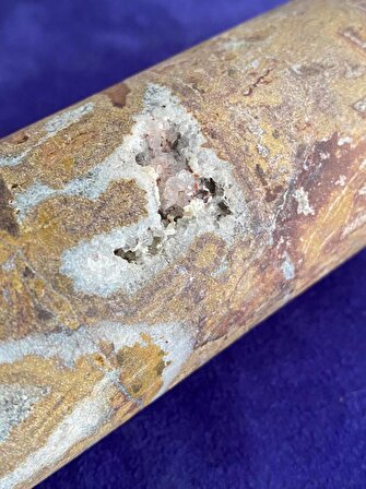 Kuvars Taş Oluşumlu Mermer Granit Taş 13cm 639 Gram
