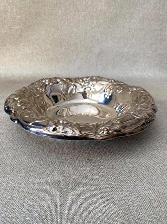 Üzüm Desenli Gümüş Kaplama Tabak 25 cm