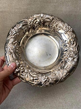 Üzüm Desenli Gümüş Kaplama Tabak 25 cm