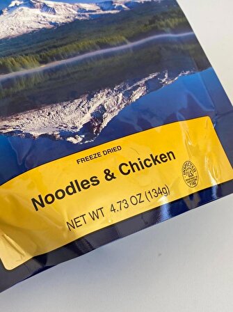 Mountain House Noodles & Chicken Dondurularak Kurutulmuş Gıda 134 Gram