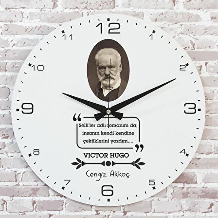 Kişiye Özel Victor Hugo Tasarımlı Hediye Saat 33cm  KA02-1722