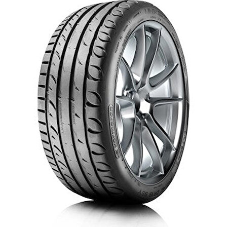 Kormoran Ultra High Performance 235/40R19 96Y XL