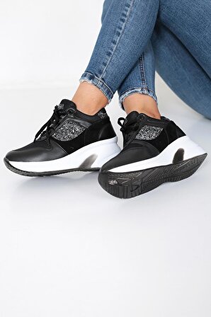 Kadın Siyah Renk Taşlı Gizli Topuk Rahat Kalıp Bağcıklı Sneaker Ayakkabı LDY-393