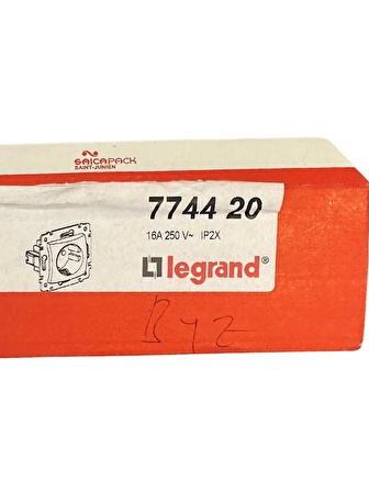 Legrand Valena 774420 Priz Beyaz (Çerçeve Dahil) (3 Adet)