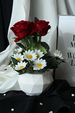 Kırmızı Güller 3 Adet 15 Adet Papatya Başlıklı Yapay Çiçek Taş Beyaz Saksı Sevgiliye Hediye