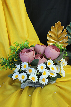 Çiçek Taş Saksı 4 Adet Şakayık Çİçeği & 20 Başlıklı Papatyalar Yapay Yeşilliklerle Sarılı
