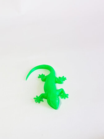 3D Kertenkele Geko Figürlü Model Oyuncak - Neon Yeşili