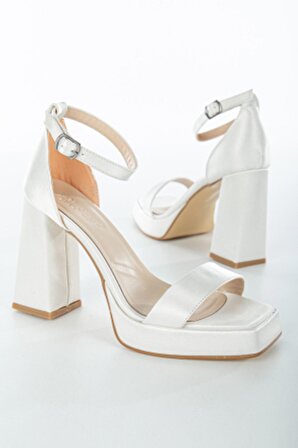 Kadın Saten Beyaz Platform Topuklu Ayakkabı