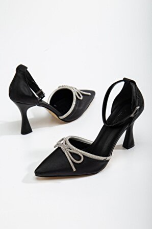 Kadın Taşlı Fiyonklu Siyah Topuklu Ayakkabı