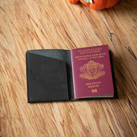 minimal X Pasaport Kılıfı - Gerçek Deri ve El Yapımı - Minimalist Tasarım - Siyah