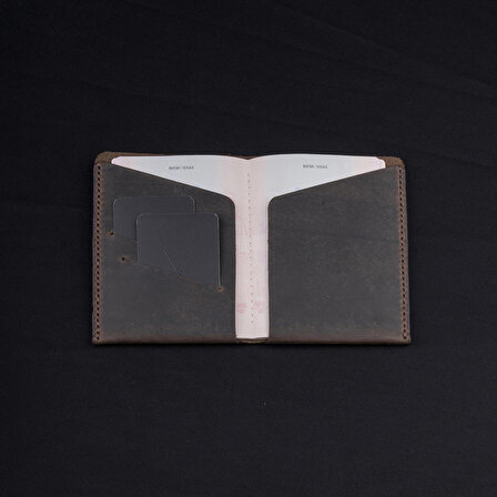 minimal X Pasaport Kılıfı - Gerçek Deri ve El Yapımı - Minimalist Tasarım - Kestane Kahverengi