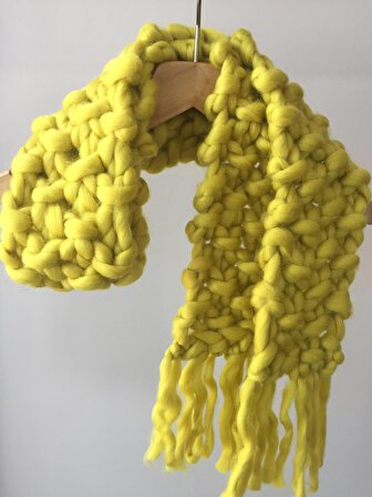 El Örgüsü Saf Yün Chunky Wool Sarı Kadın Atkı