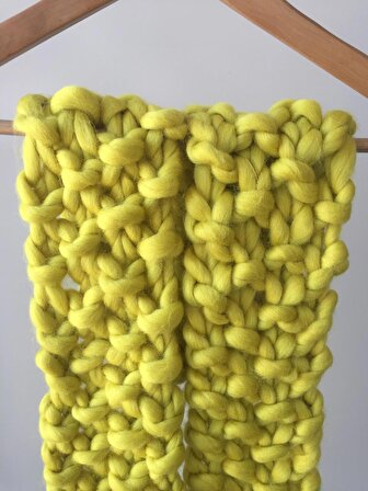 El Örgüsü Saf Yün Chunky Wool Sarı Kadın Atkı