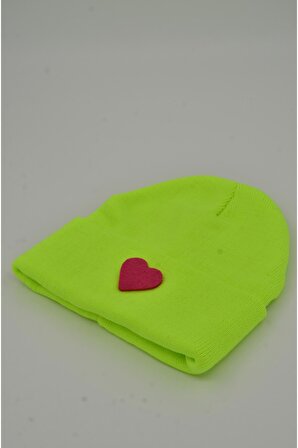 Mottomia Yılbaşı Özel Koleksiyonu Pembe Kalp Figürlü Neon Sarı Renk Unisex Erkek/Kadın Bere