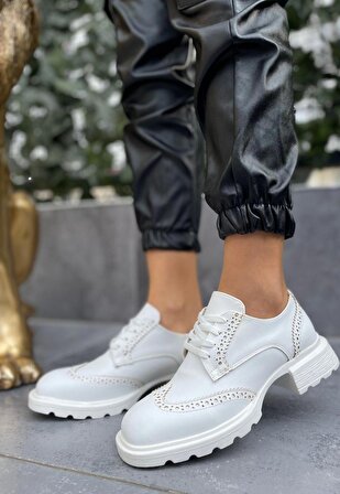 MokaShopin Soer Beyaz Cilt Bağcıklı Oxford Ayakkabı