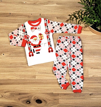 Neşeli Bebekler Yılbaşı Temalı Geyikli Baskılı Desen Penye Pijama Takımı