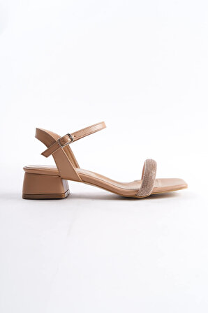 Kadın Tasarım Sandalet TR115Y18D
